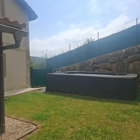 Casa Familiar Katandres Holiday home San Mames de Meruelo